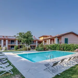 Tenuta Di Palu Aparthotel